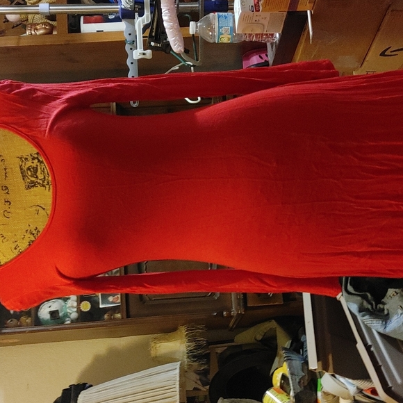 Red dress L but fits a small or med - Picture 2 of 5